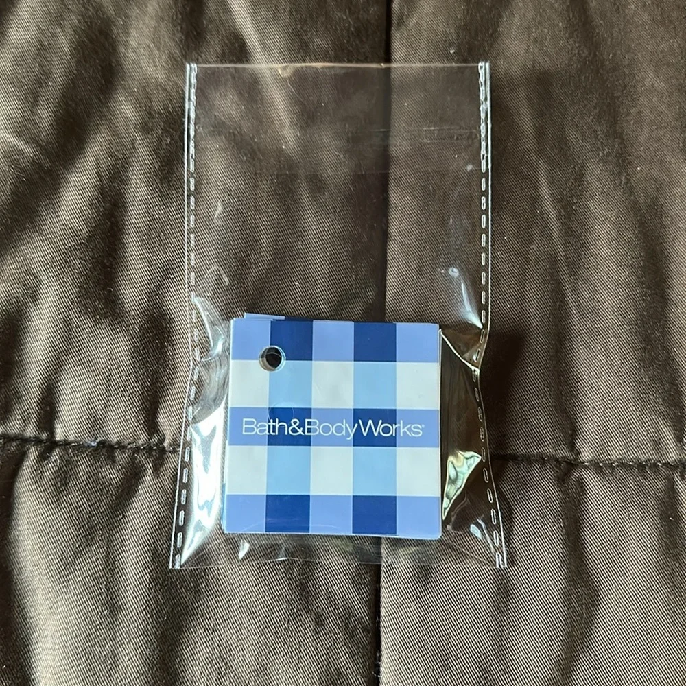 Bath & Body Works Small Gingham Gift Tags